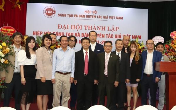 Ra mắt ban chấp hành Hiệp hội gồm 17 người