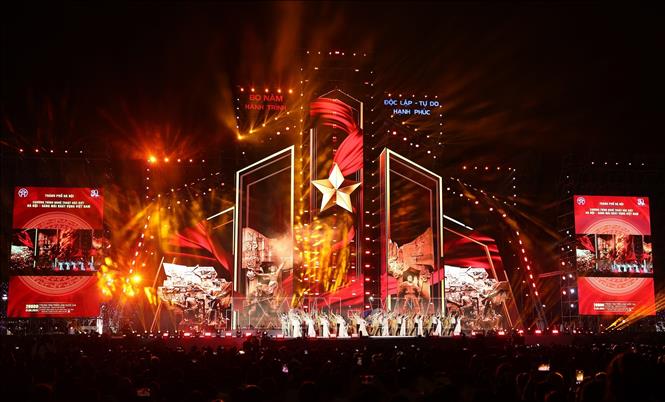 Concert âm nhạc: Sức mạnh tinh thần dân tộc và phát triển công nghiệp văn hóa - Ảnh 2.